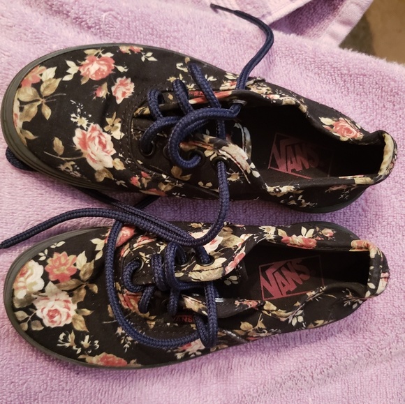 vans black floral shoes